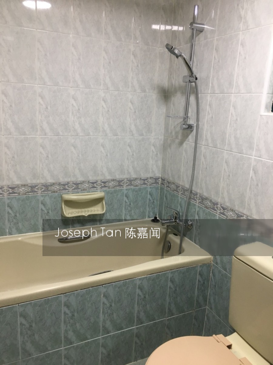 Regal Court (D12), Apartment #130930092